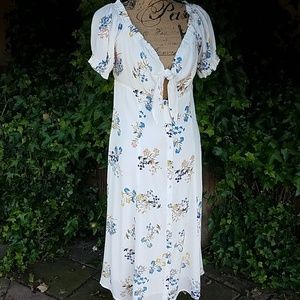 Beautiful floral tie-front midi dress NWOT sz L